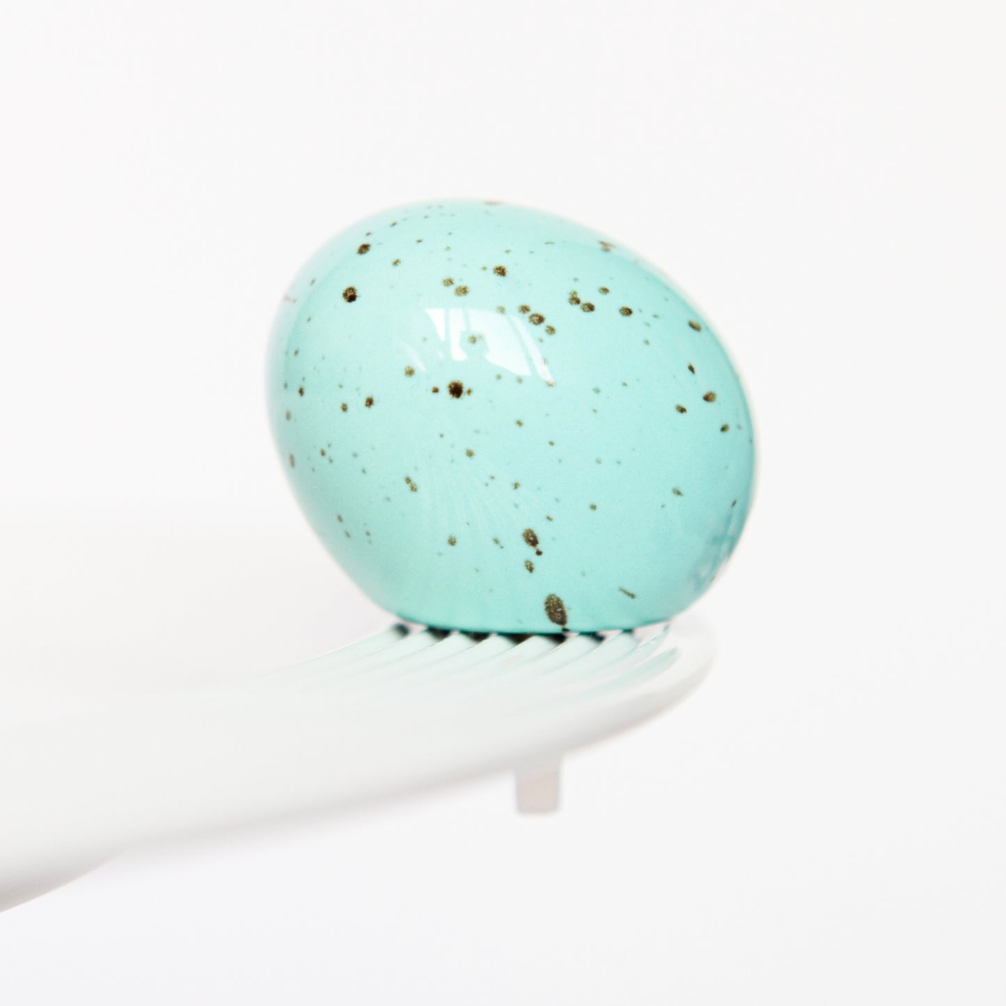 Nora Fleming - eggstra-ordinary (robin egg) A426