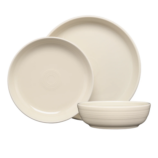 Fiesta® 3-piece Coupe Bowl Place Setting - Linen